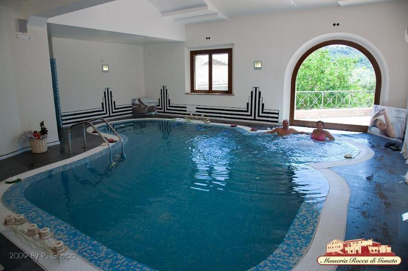 בית מלון כפרי Masseria Rocca Di Gonato