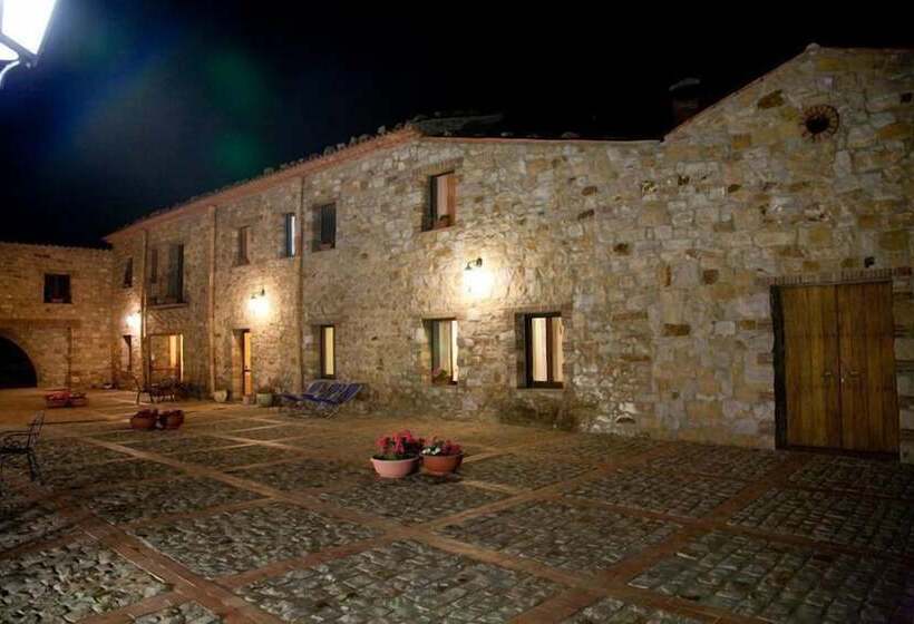 בית מלון כפרי Masseria Rocca Di Gonato