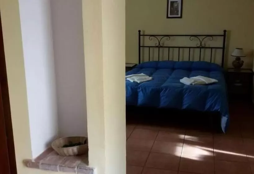 ホテル Masseria Rocca Di Gonato