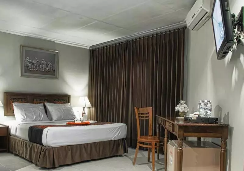 בית מלון כפרי Montana Malang