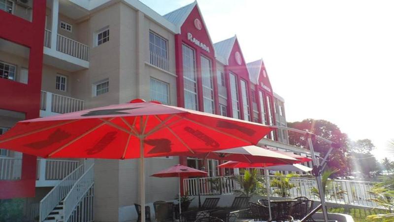 هتل Ramada Tikal Isla De Flores