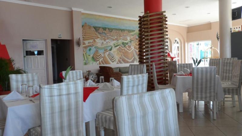 هتل Ramada Tikal Isla De Flores