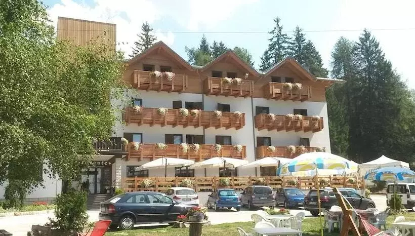 호텔 Rifugio Sores