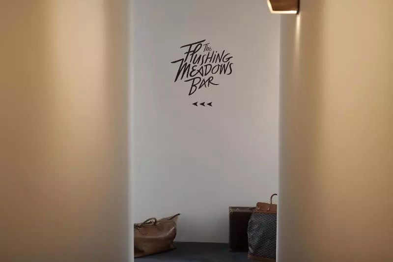 בית מלון כפרי The Flushing Meadows