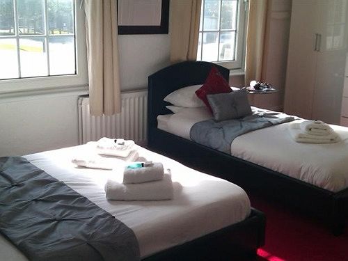 호텔 The Riverside