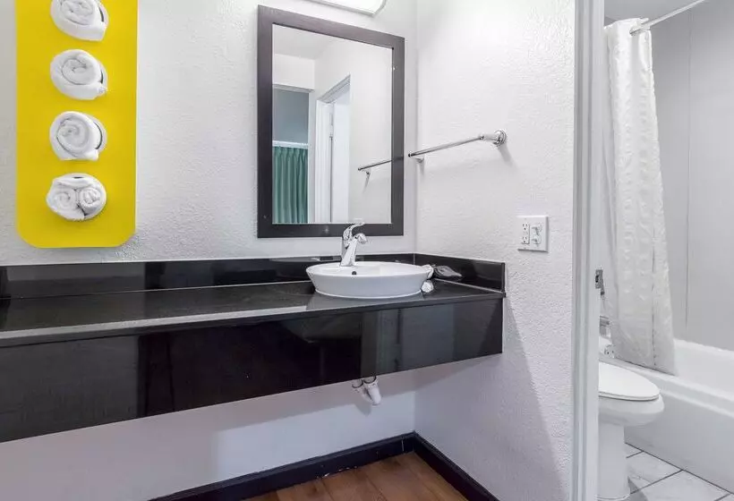 Motel 6 Riverside, Ca  Ucr East