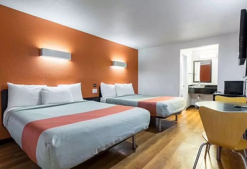 Motel 6 Riverside, Ca  Ucr East