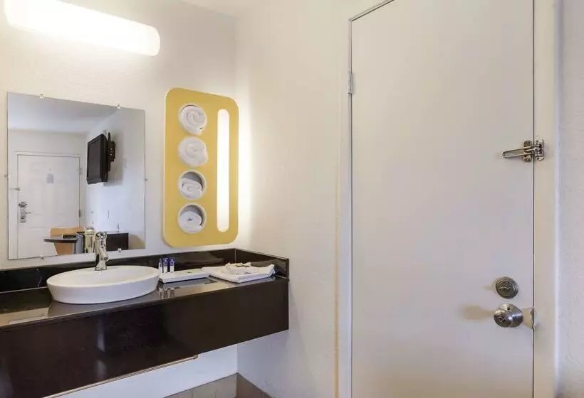 モーテル Americas Best Value Inn Bowling Green