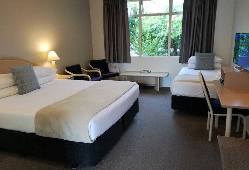 فندق على الطريق Pacific Motor Inn