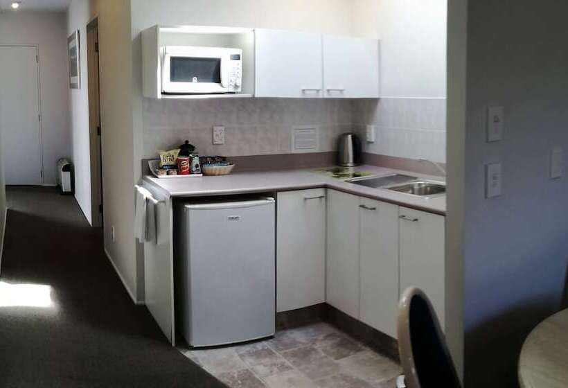 فندق على الطريق Pacific Motor Inn