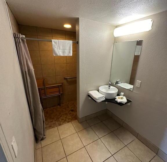 مُتل Super 7 Inn