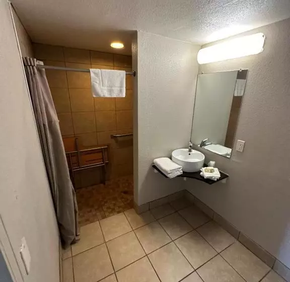 مُتل Super 7 Inn