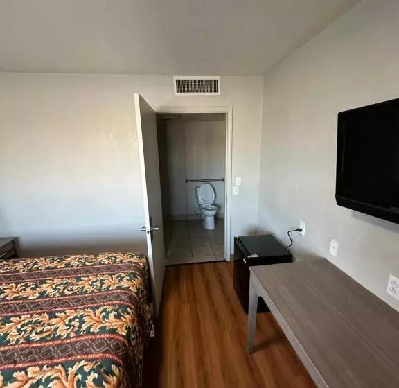 مُتل Super 7 Inn