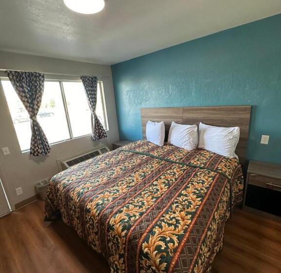 مُتل Super 7 Inn