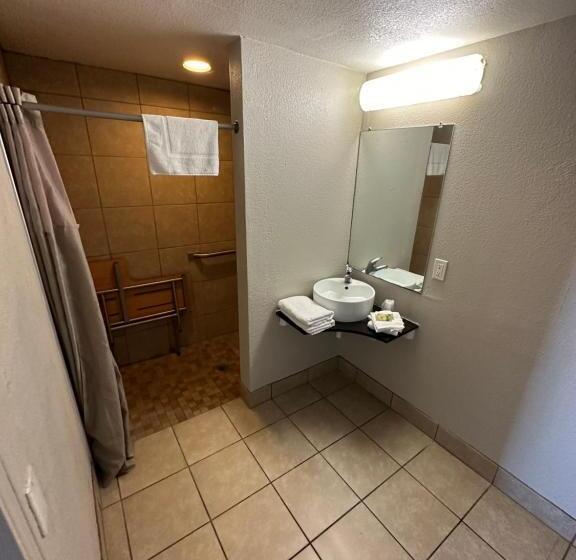 مُتل Super 7 Inn