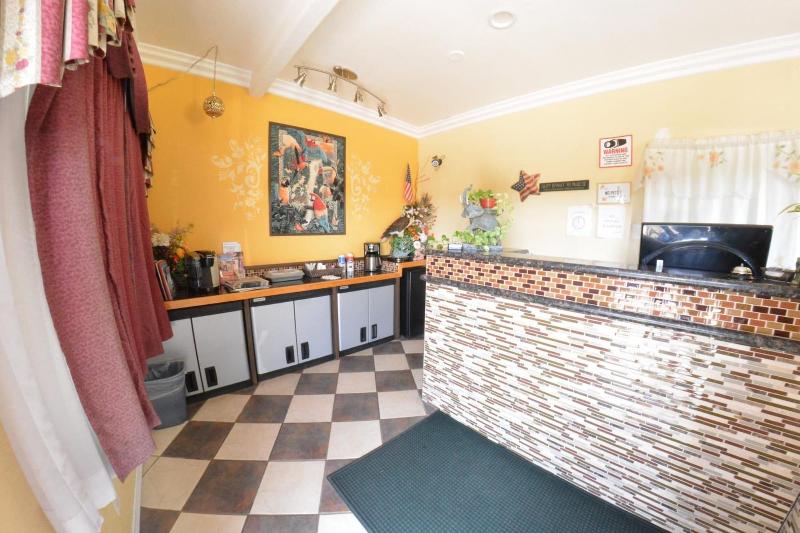 فندق على الطريق The Palace Inn