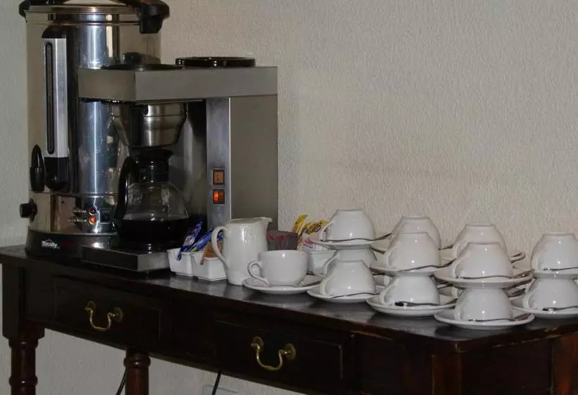 بنسيون Elizabeth Lodge