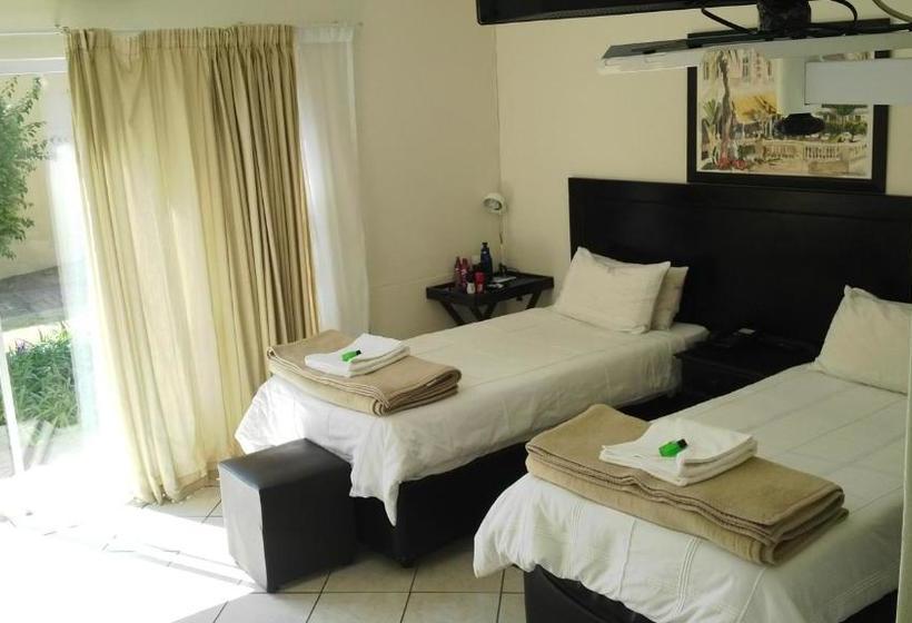 ペンション Elizabeth Lodge