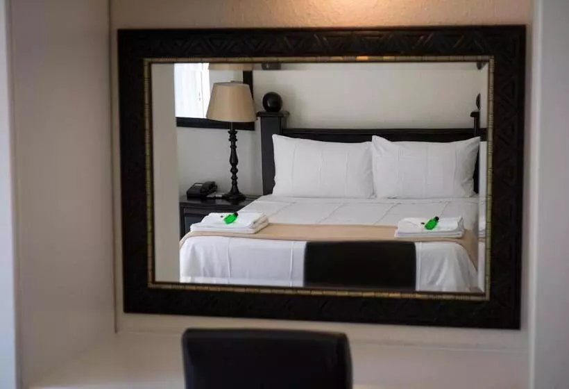 بنسيون Elizabeth Lodge