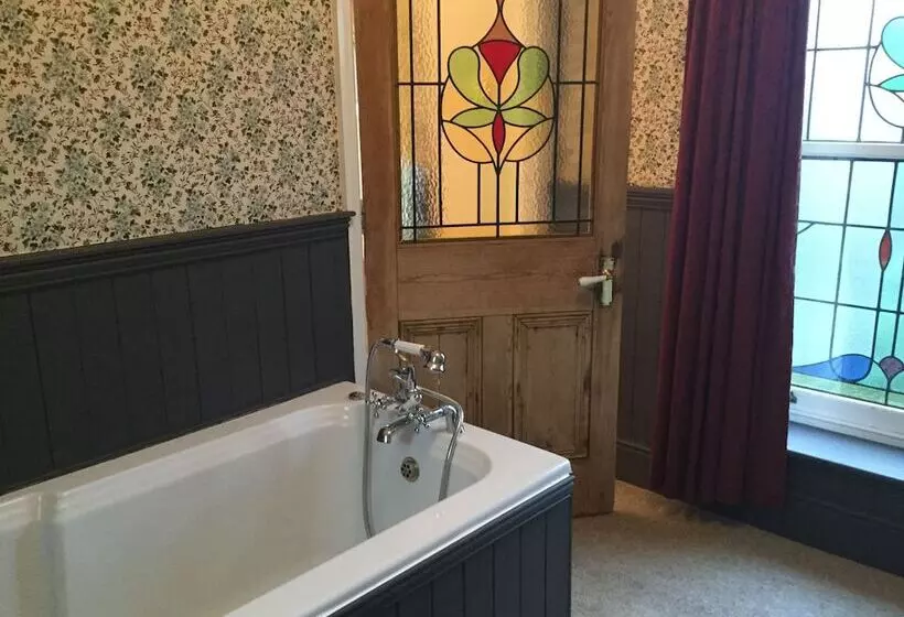 Pensjonat Llwyn Country House