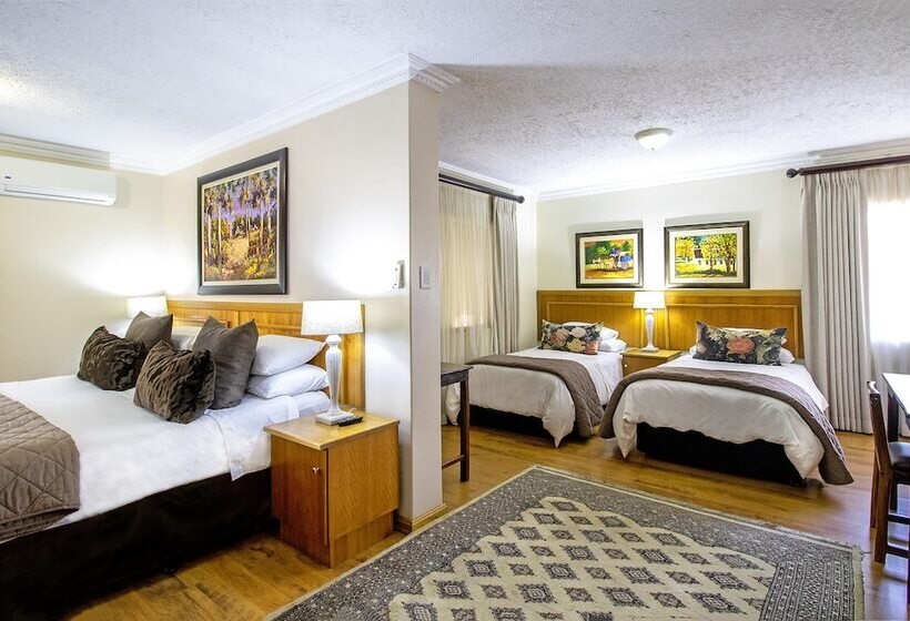 펜션 Sunward Park Guest House & Conference Centre