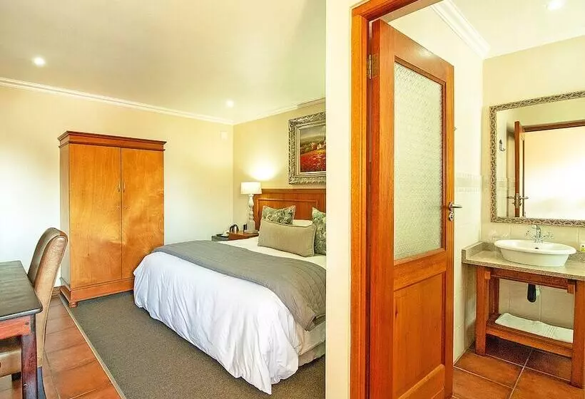 بنسيون Sunward Park Guest House & Conference Centre