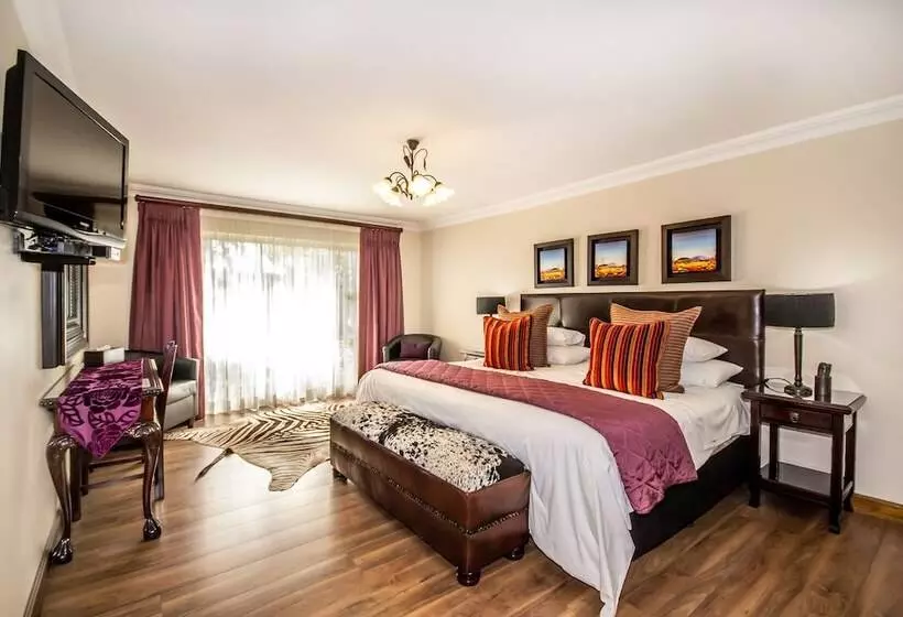 بنسيون Sunward Park Guest House & Conference Centre