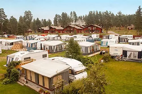 استراحتگاه Leksand Strand