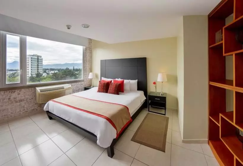 Adriatika Hotel & Residence