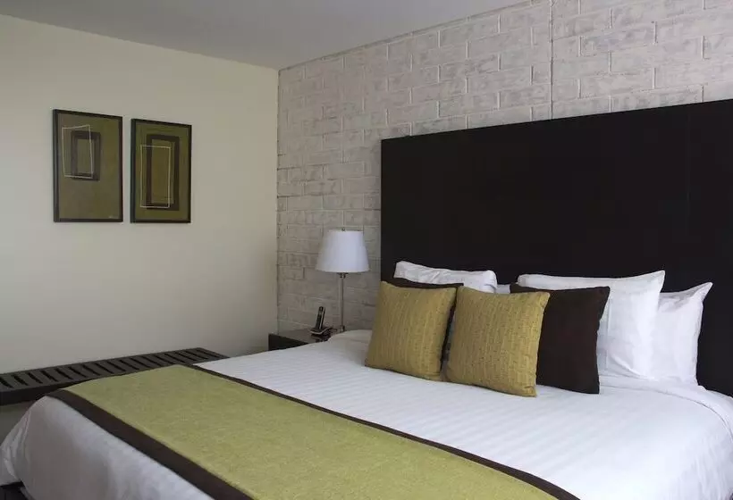 Adriatika Hotel & Residence