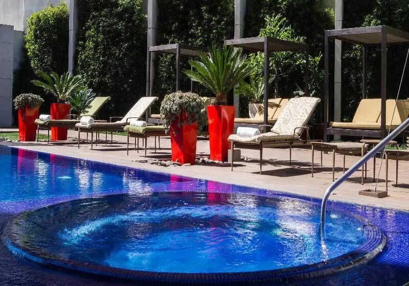 Adriatika Hotel & Residence