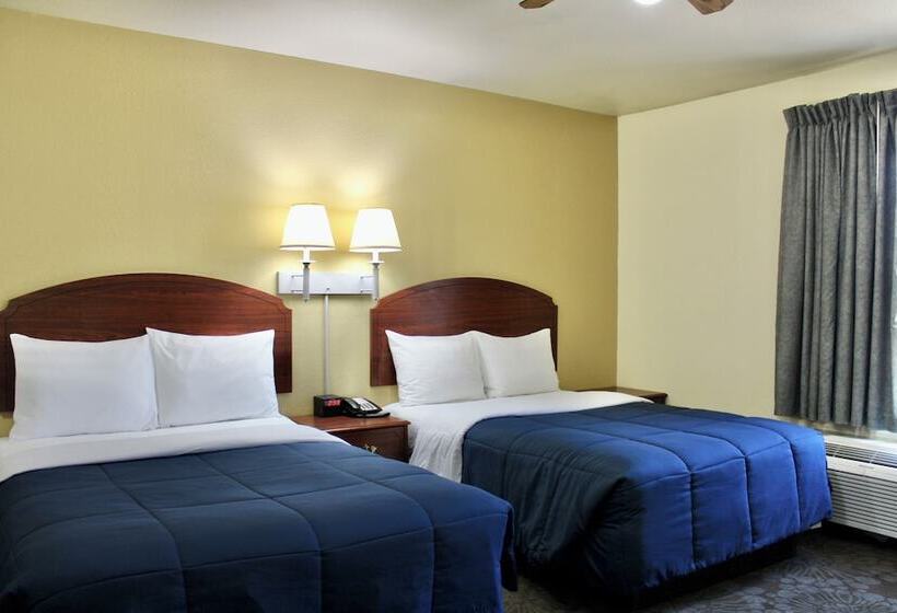 בית מלון כפרי Candlelight Inn & Suites Hwy 69 Near Mcalester