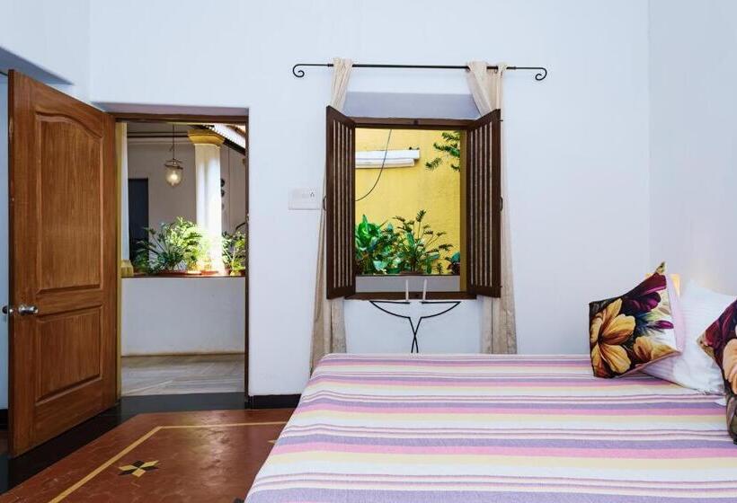 Granpa S Inn Hotel Bougainvillea