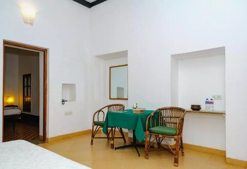 Granpa S Inn Hotel Bougainvillea