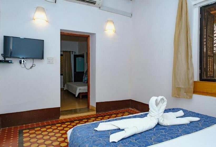 Granpa S Inn Hotel Bougainvillea