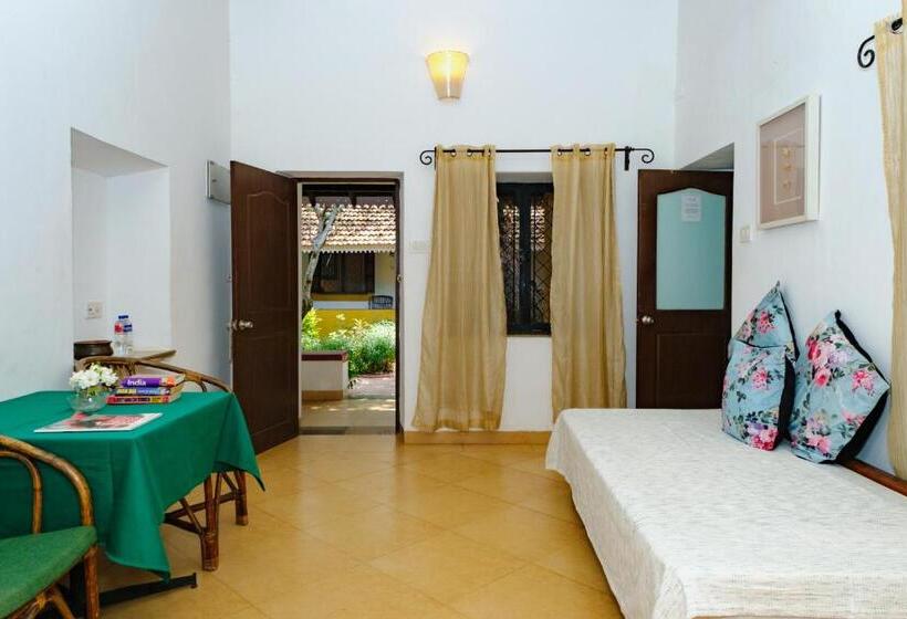 Granpa S Inn Hotel Bougainvillea