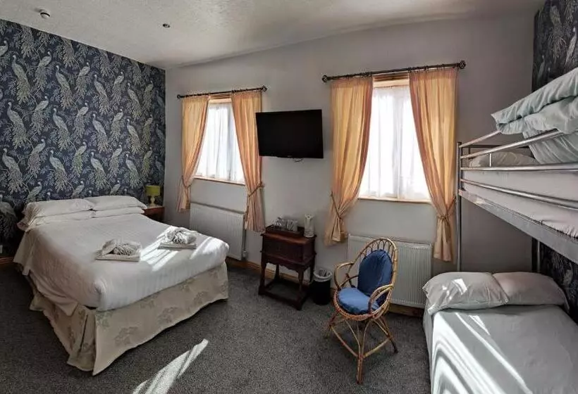 Hotelli The Highfield Private