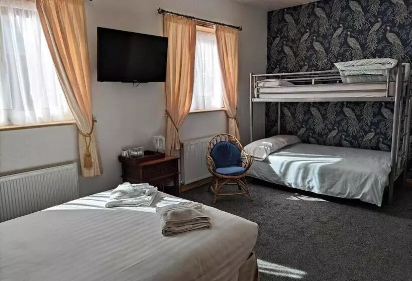 Hotelli The Highfield Private