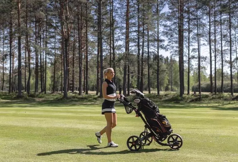 Отель Hooks Herrgård