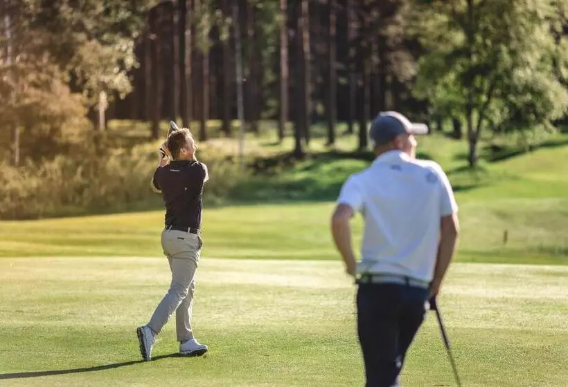 Отель Hooks Herrgård