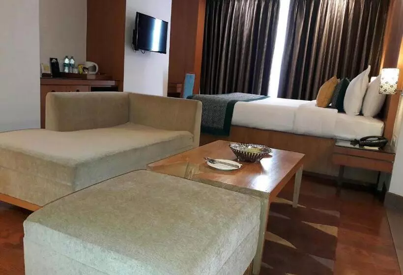 Lemon Tree Hotel, Dehradun