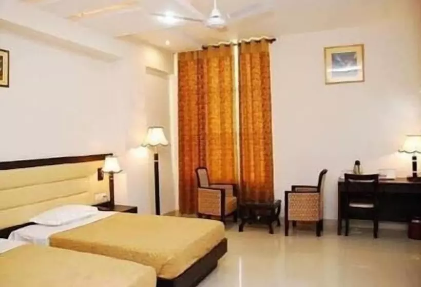 酒店 Orange Resort