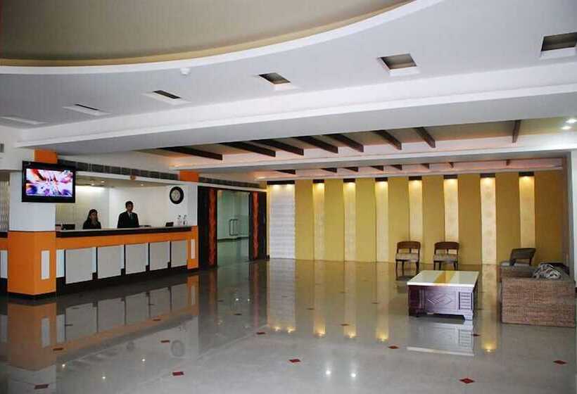 فندق Orange Resort