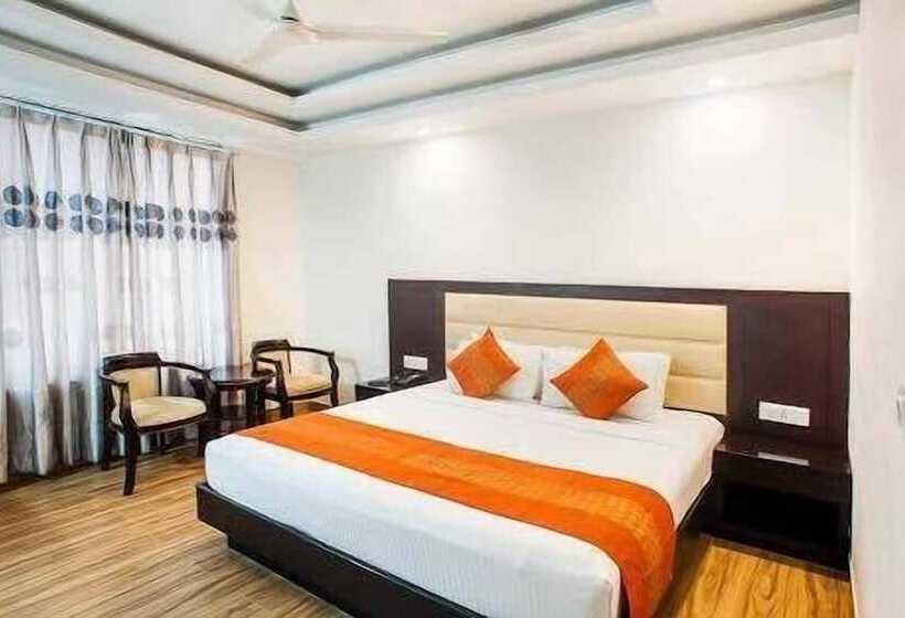 فندق Orange Resort