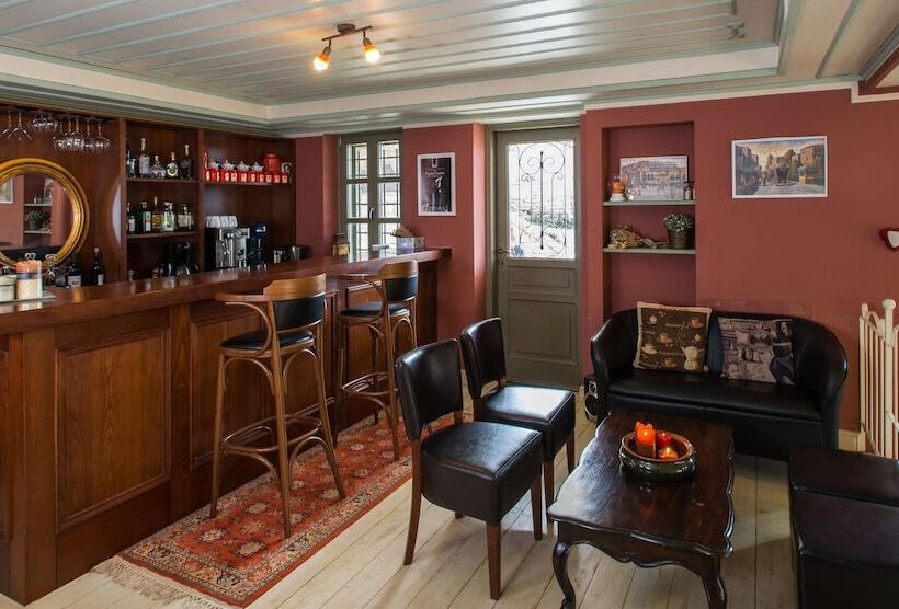 Отель Pirrion Wellness Boutique