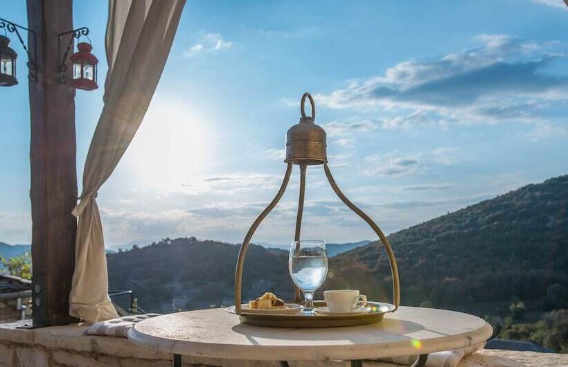 Отель Pirrion Wellness Boutique