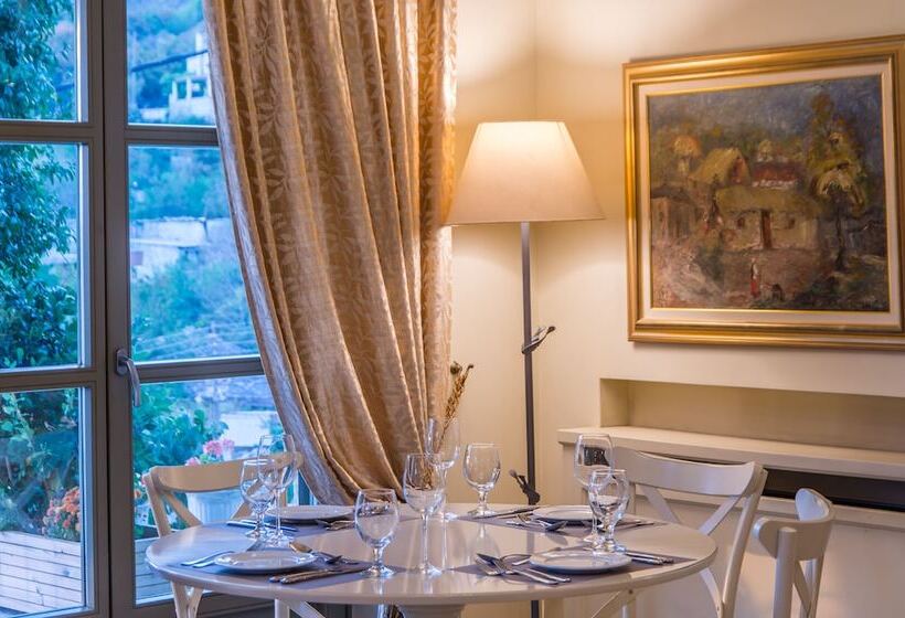 Отель Pirrion Wellness Boutique