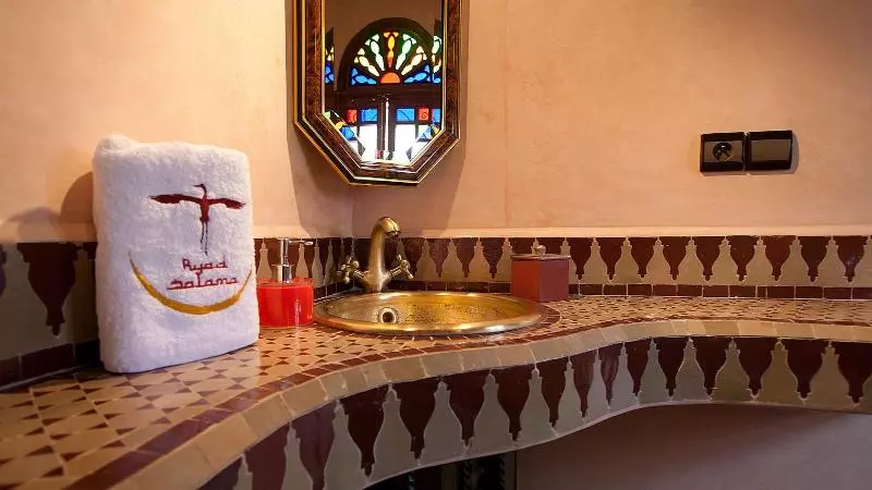 酒店 Ryad Salama