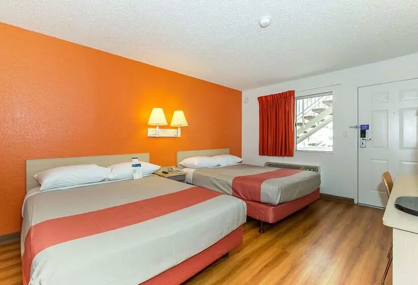 Motel 6 Hayward, Ca  Silicon Valley Gateway