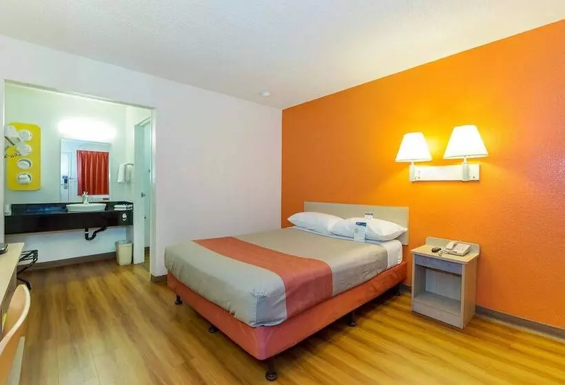 Motel 6 Hayward, Ca  Silicon Valley Gateway